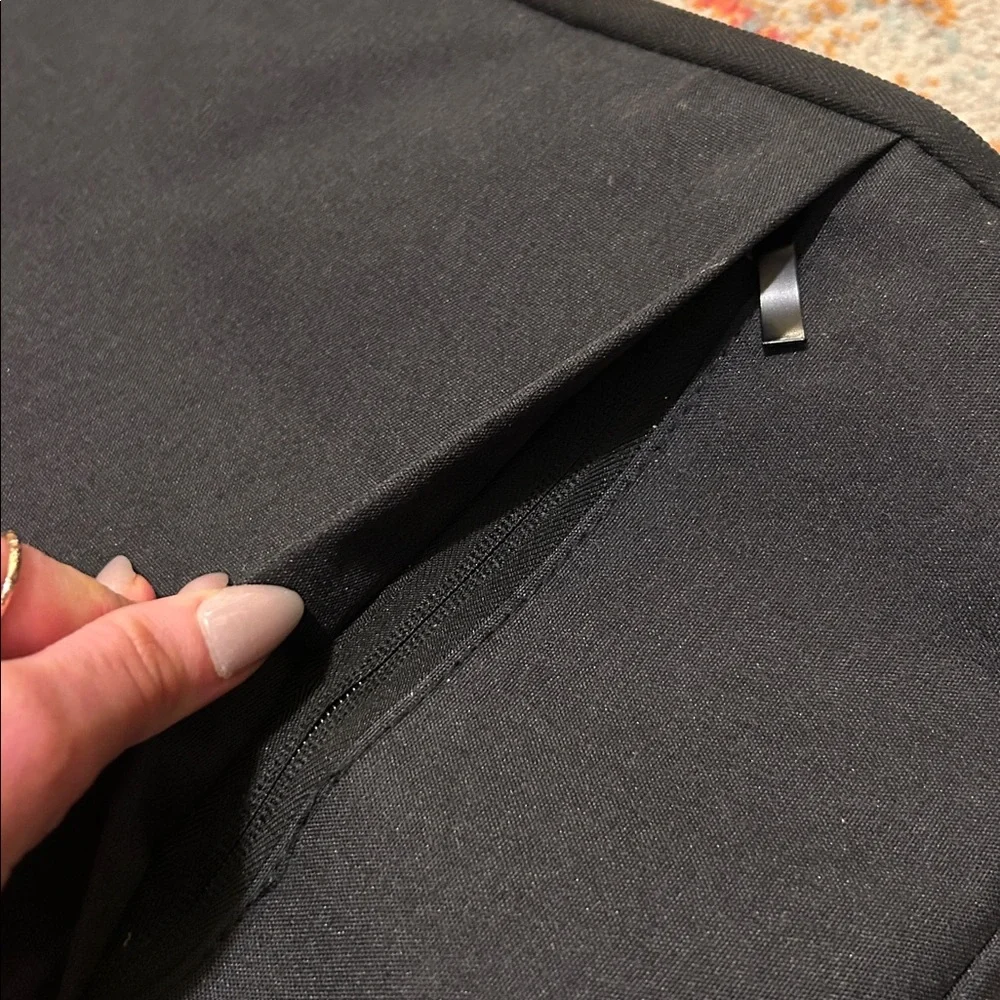 Black Laptop Sleeve - Picture 4 of 10